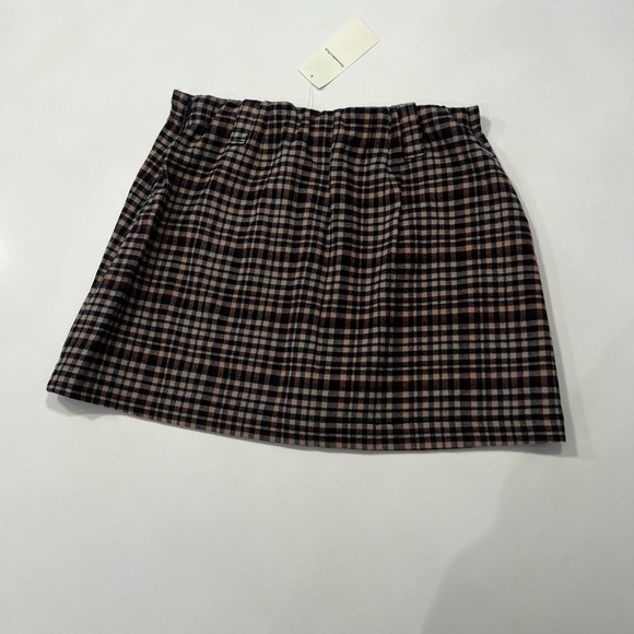 Abercrombie plaid skirt - Picture 5 of 6